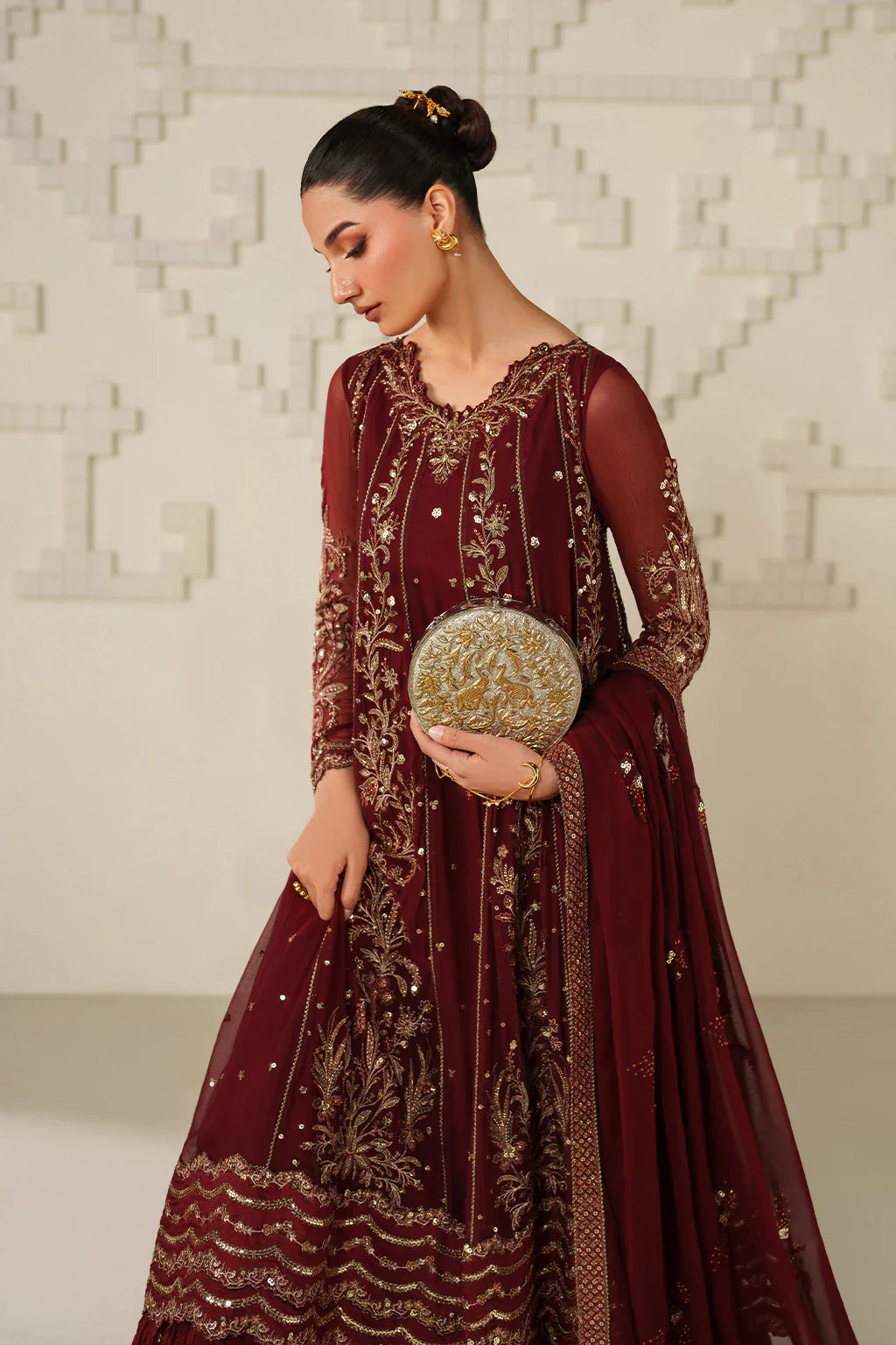 UE-622 EMBROIDERED CHIFFON