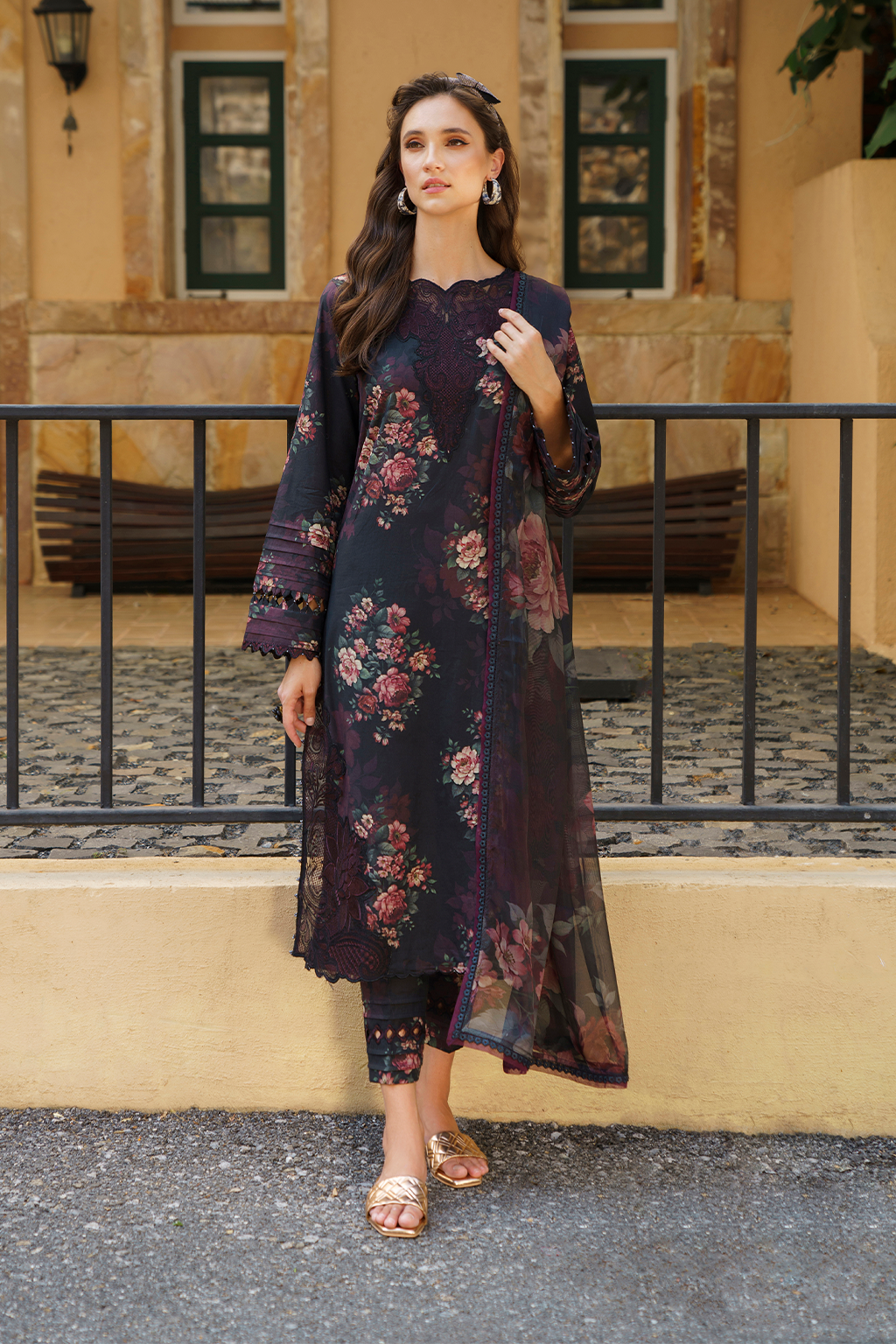 UE-214 PRINTED LAWN