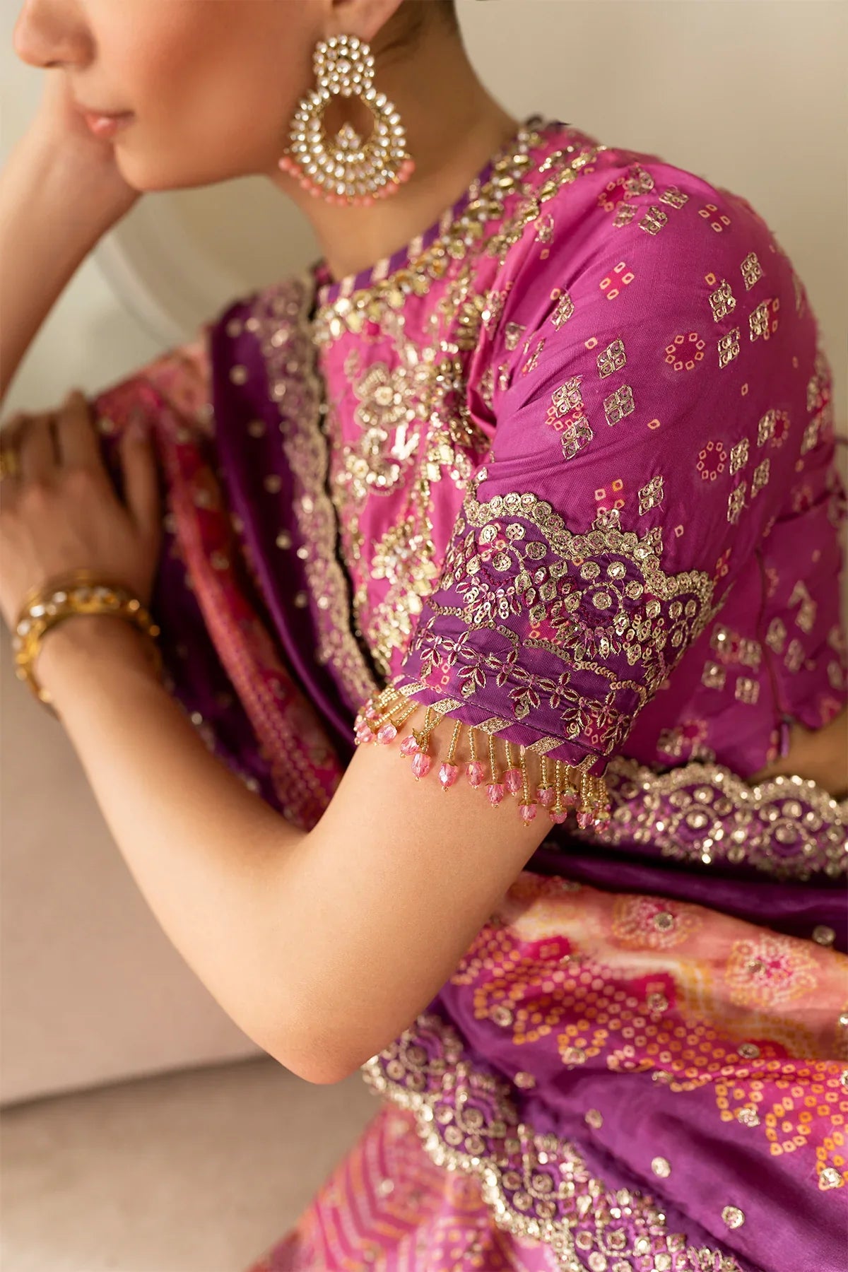 SILK UF-4163