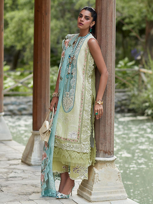 Mountain Love - D6 A