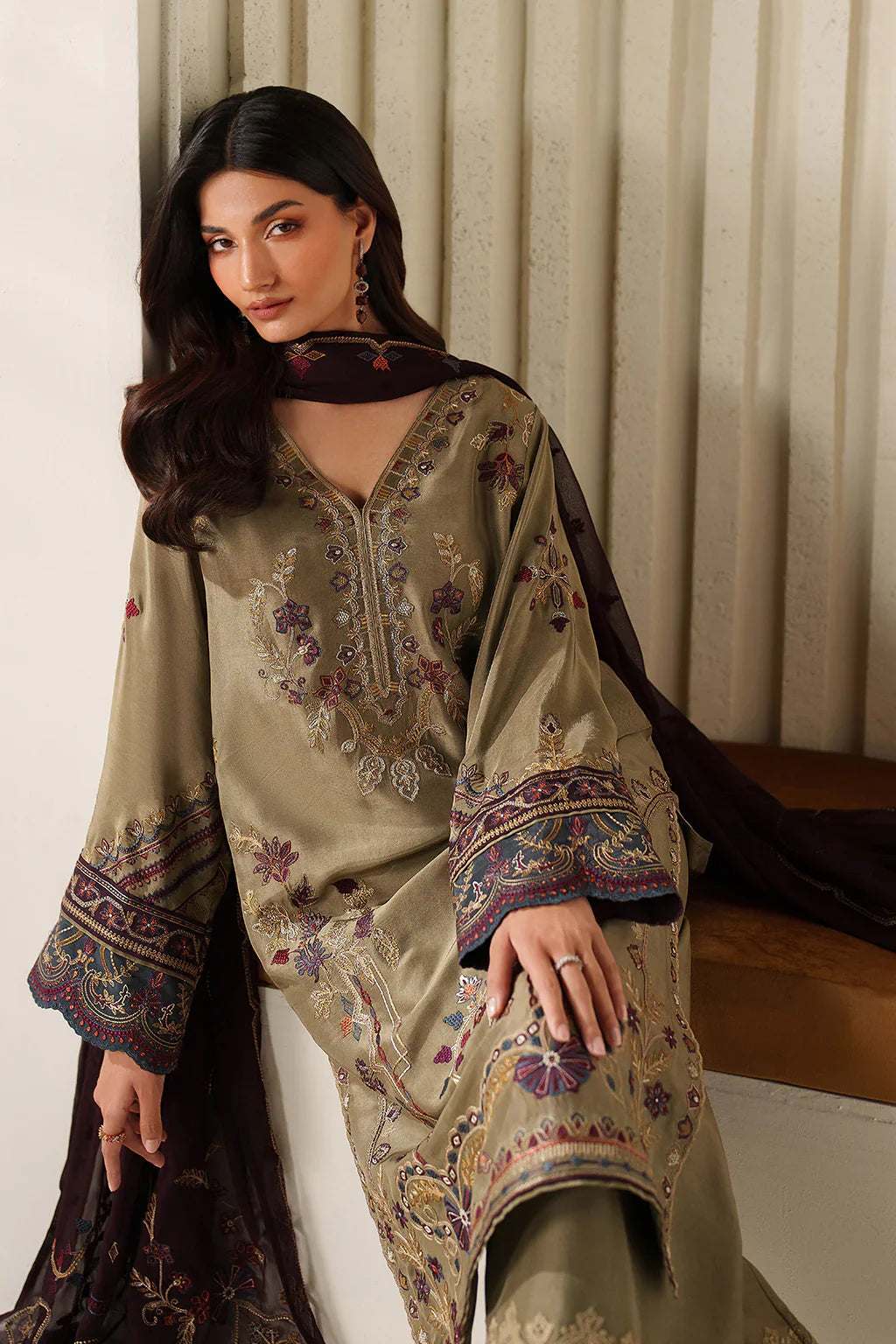 UE-614 EMBROIDERED RAMEN SILK