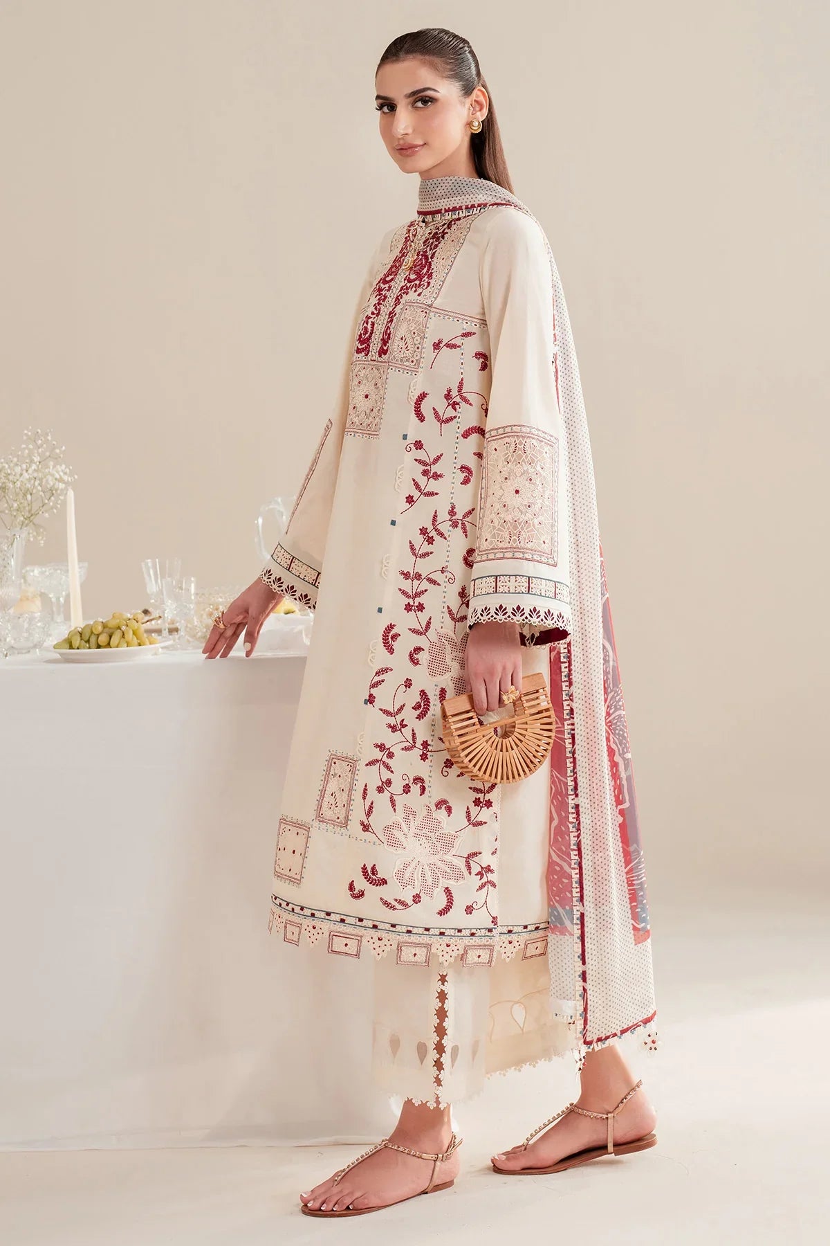 EMBROIDERED LAWN IL'25-D02