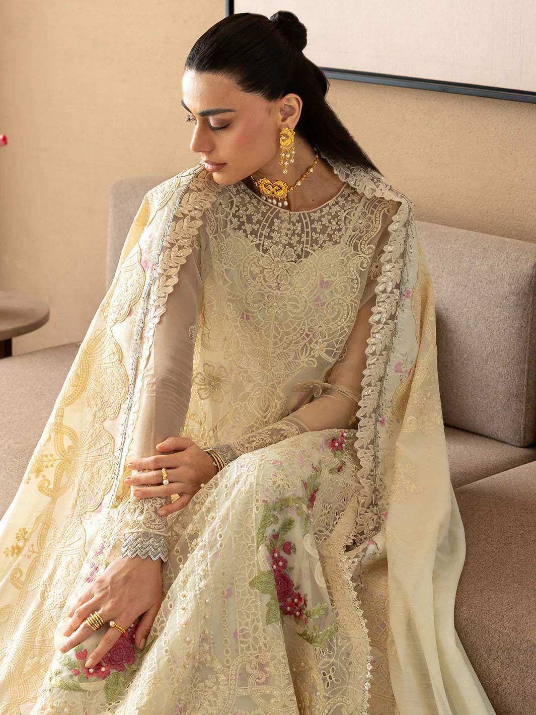 S-010 | Luxury Lawn