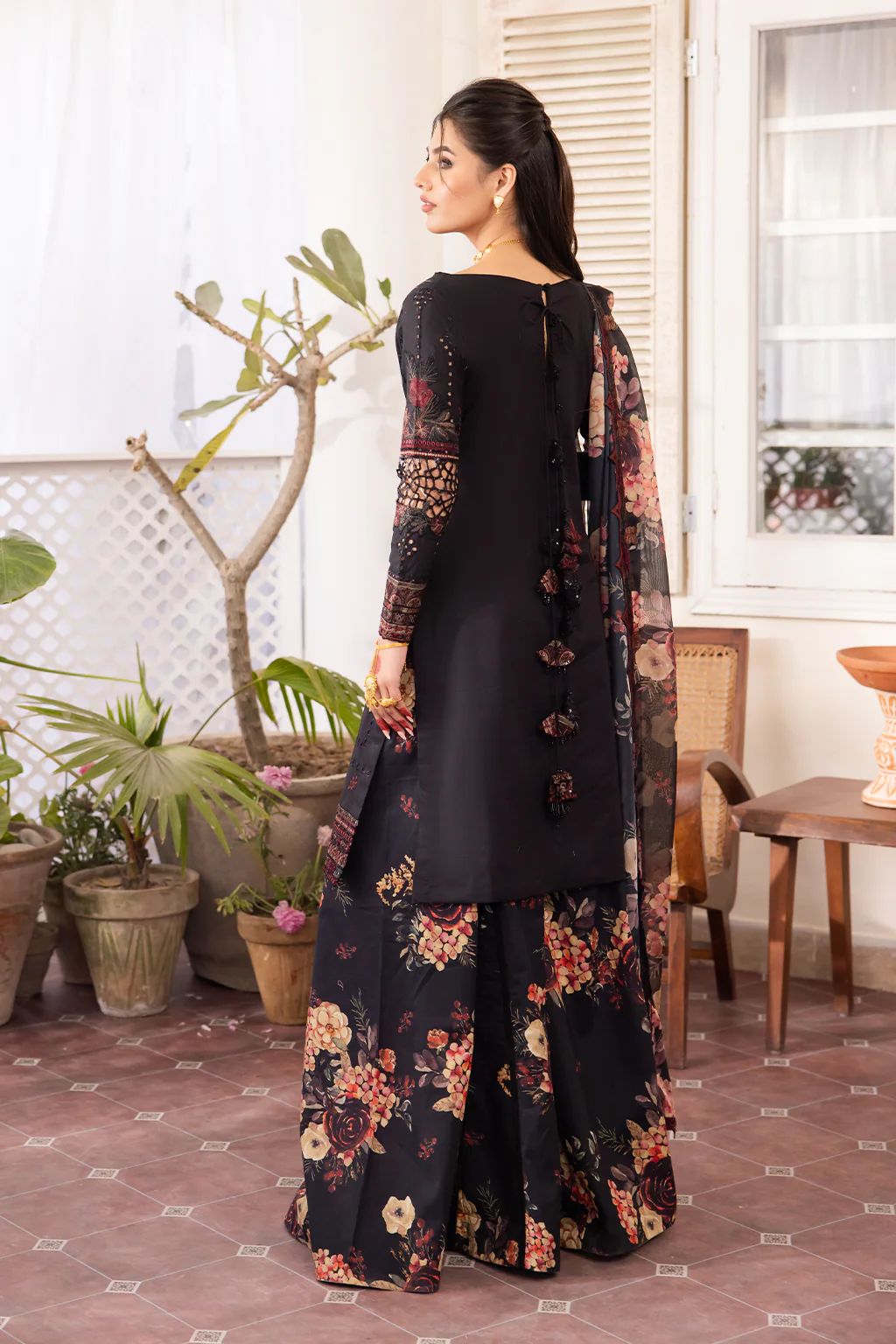 NKG-01 EMBROIDERED LAWN