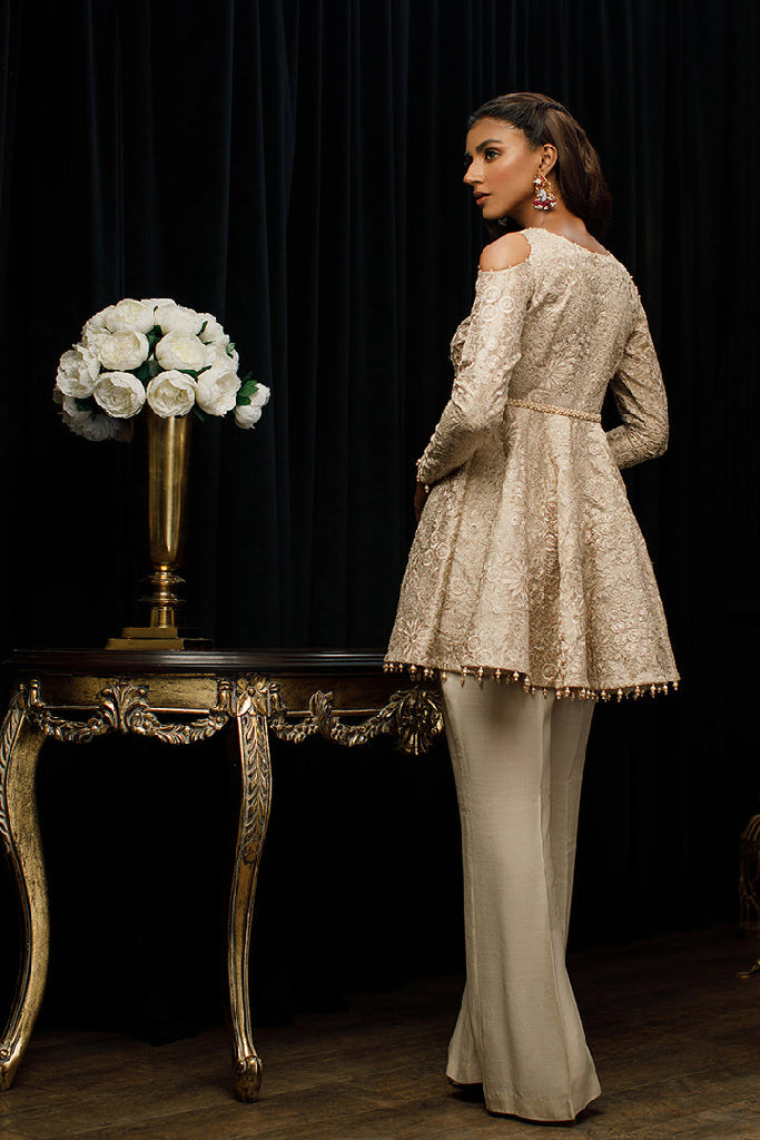 EMBROIDERED PEPLUM Design Code: 7934.1