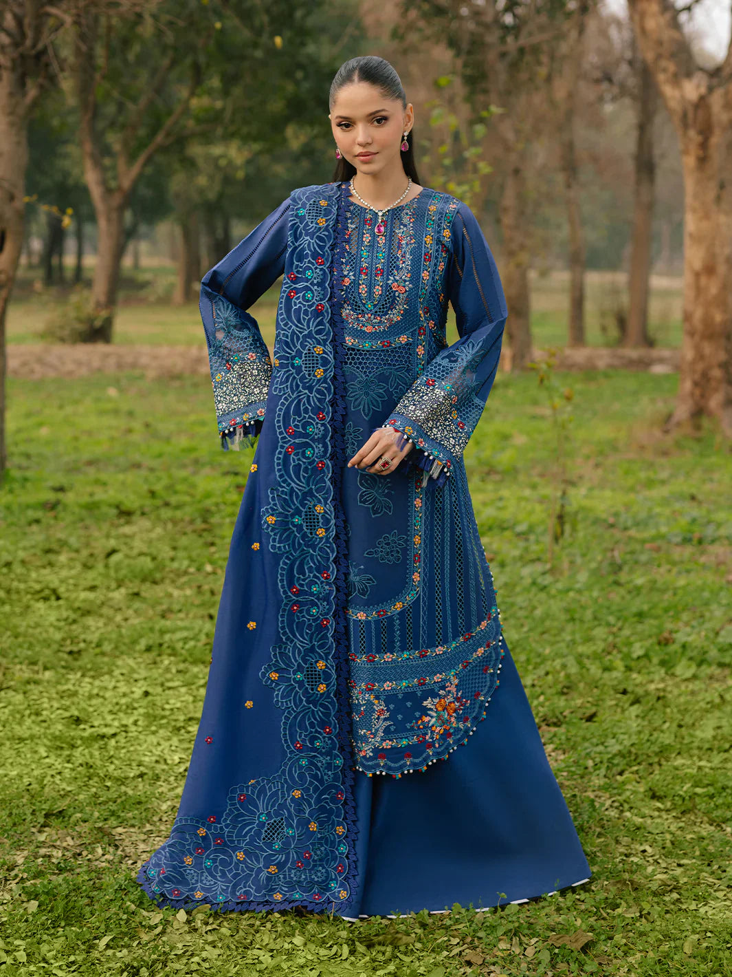 102 - B | 3 PC Luxury Lawn