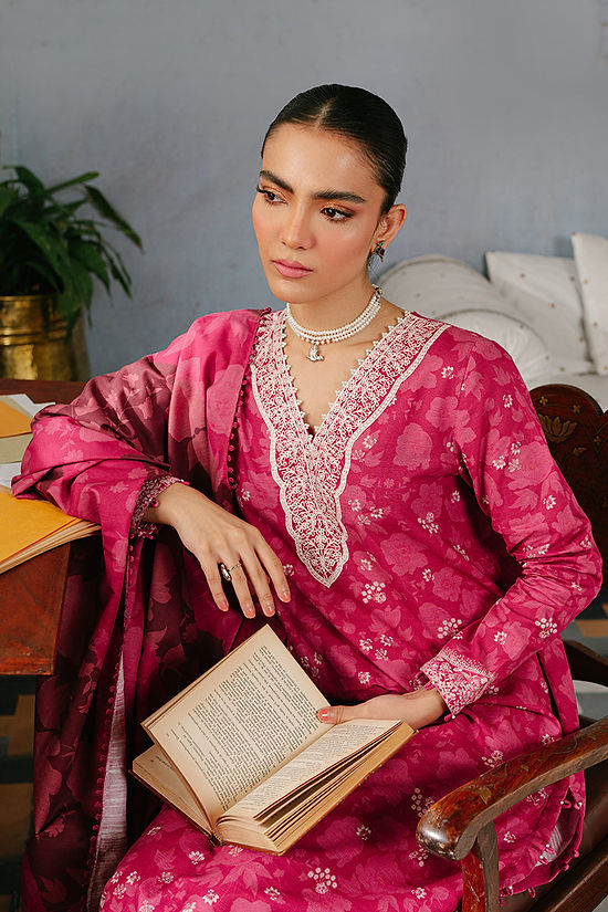 FIERY BLUSH-3PC KHADDAR PRINTED SUIT