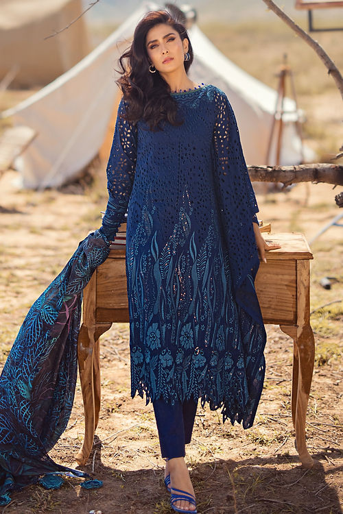 Mahiymaan Luxury Lawn