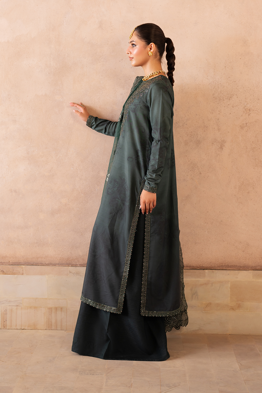 UE-324 Embroidered Raw Silk