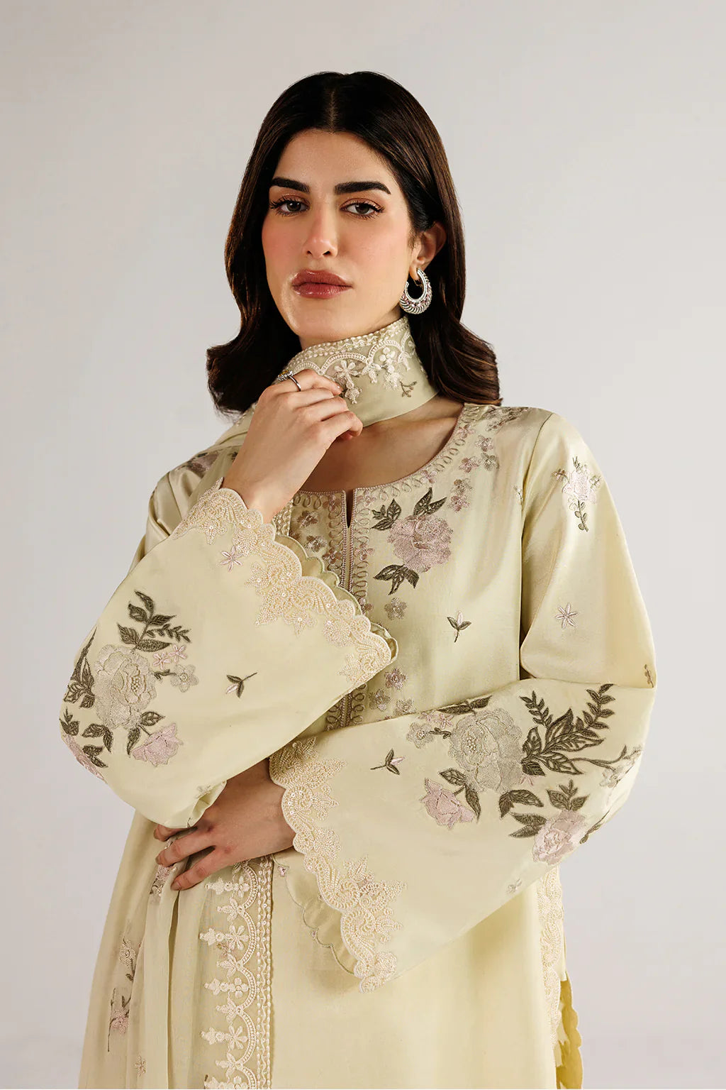 UE-653 RAMEN SILK
