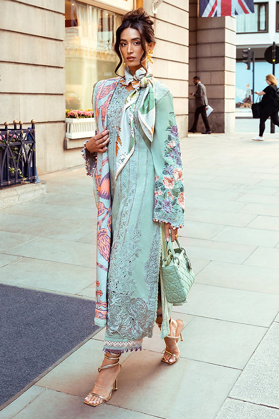 CARNABY CHIC