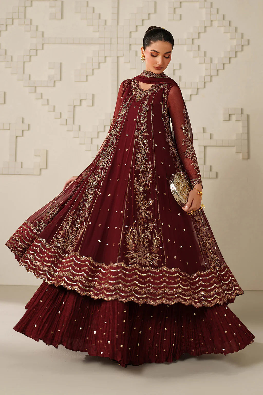 UE-622 EMBROIDERED CHIFFON