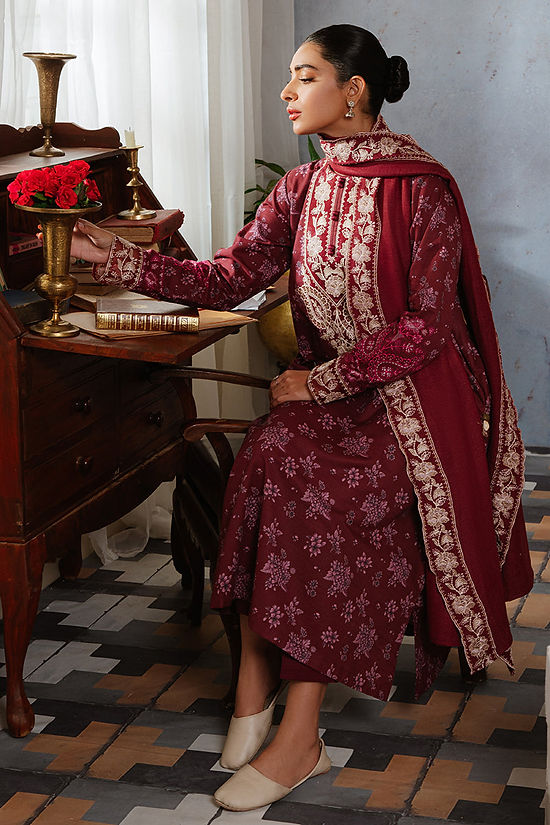 TANGO PLUM-3PC KHADDAR PRINTED SUIT