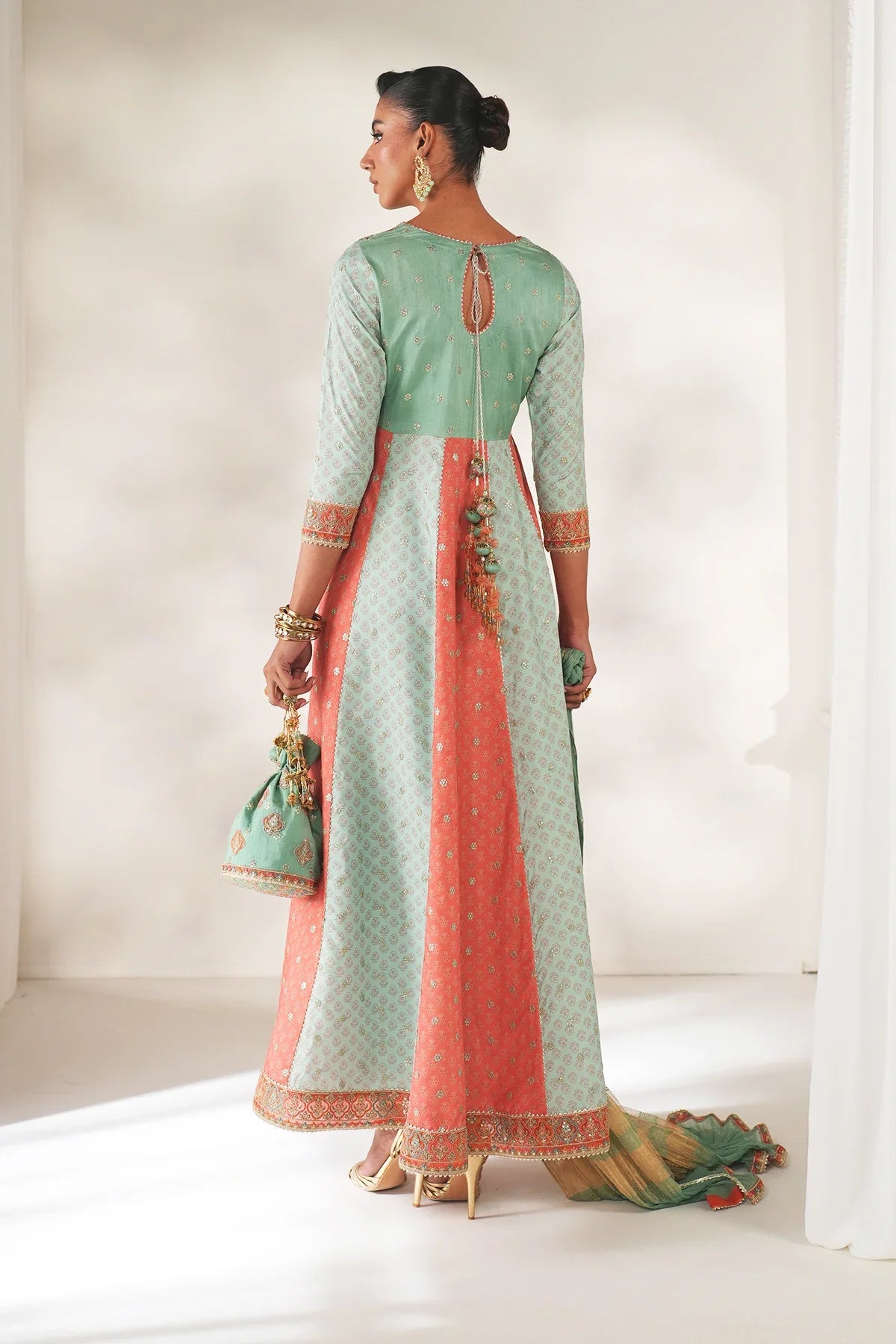 SILK UF-4141