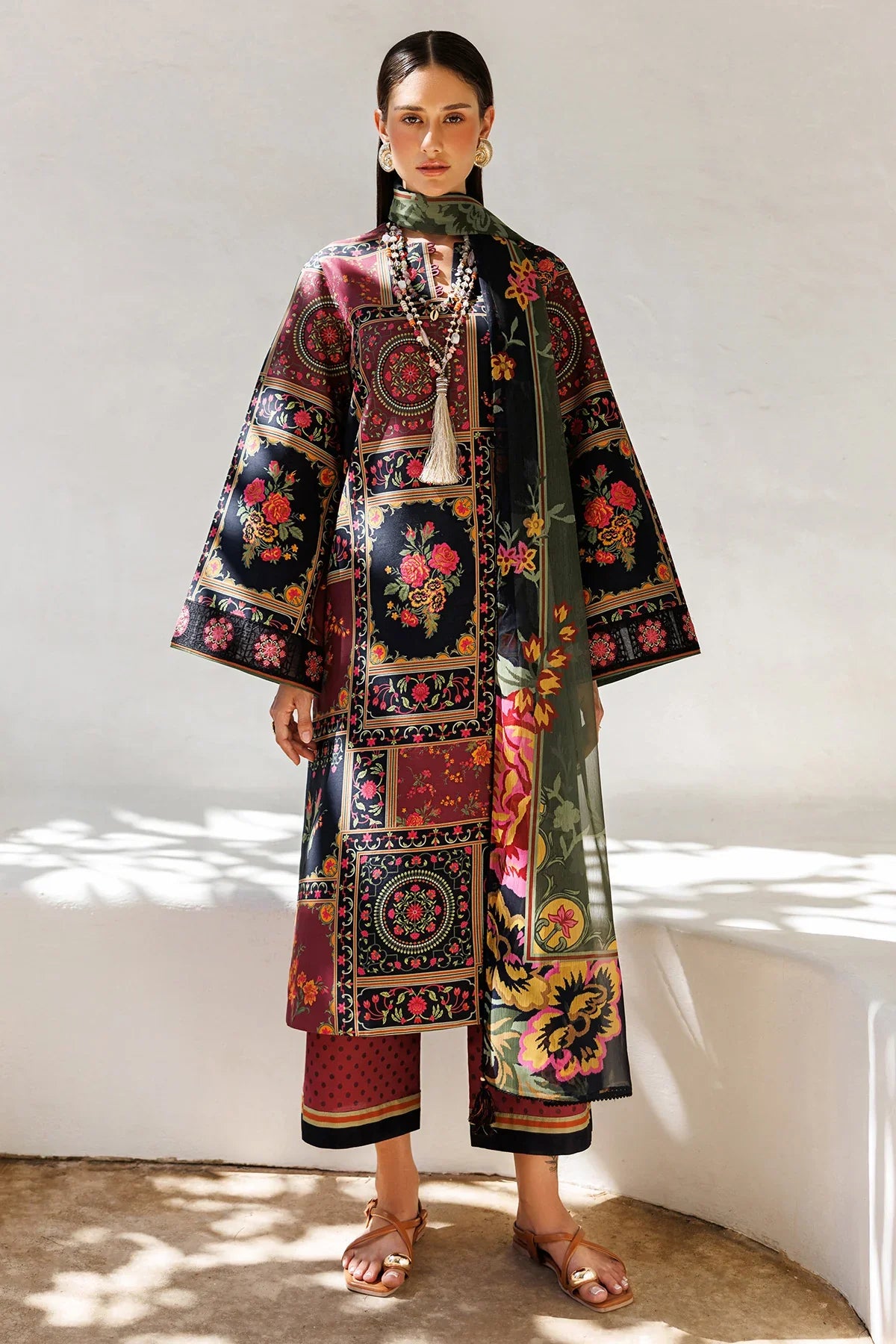 EMBROIDERED LAWN USE-9308