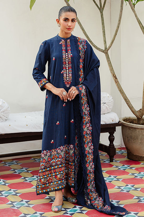 TWILIGHT GLARE-3PC KHADDAR EMBROIDERED SUIT