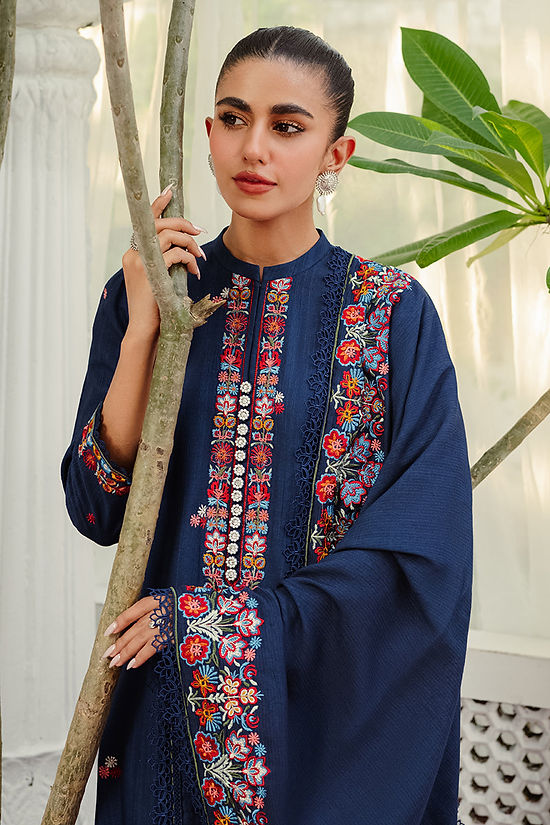 TWILIGHT GLARE-3PC KHADDAR EMBROIDERED SUIT