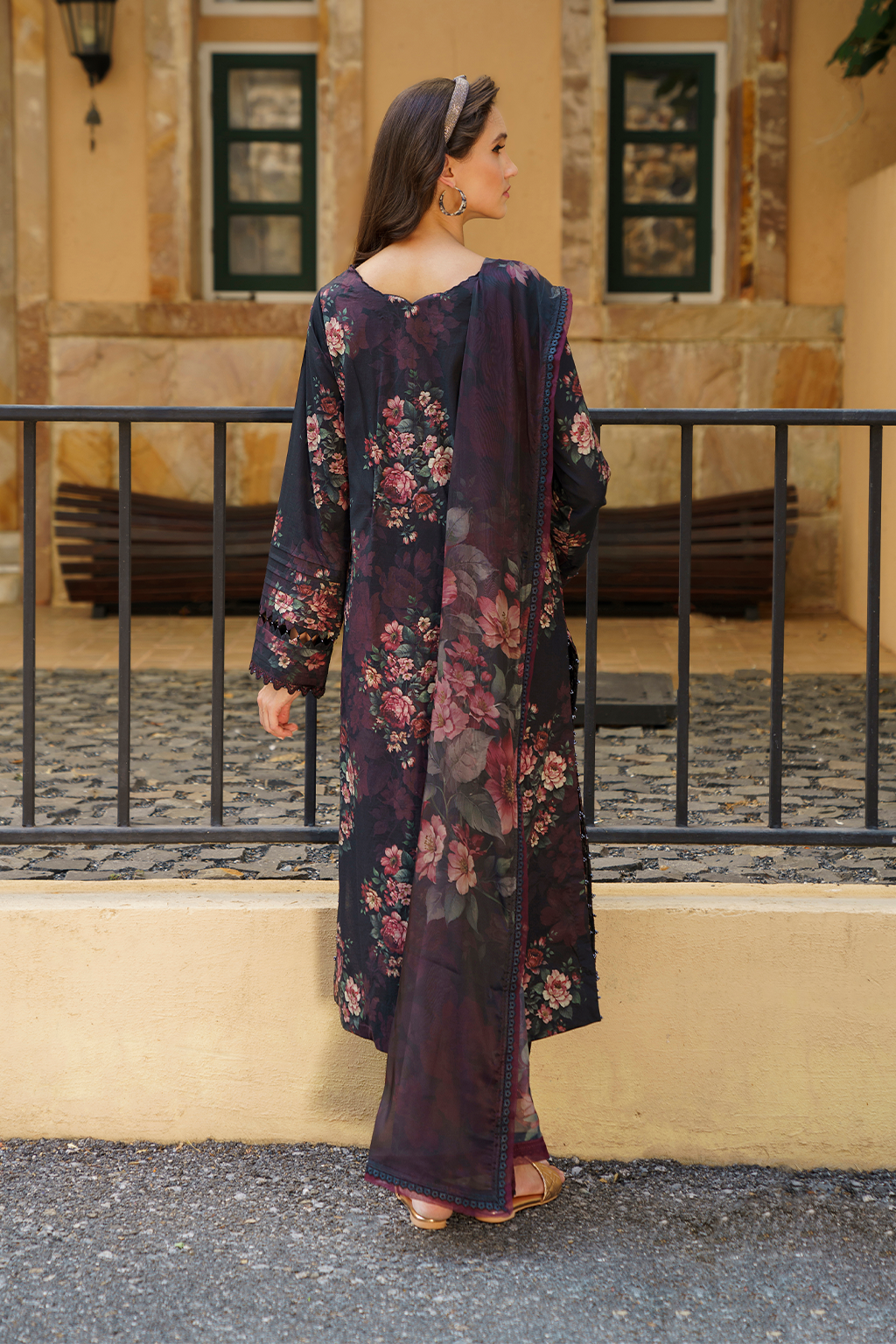 UE-214 PRINTED LAWN