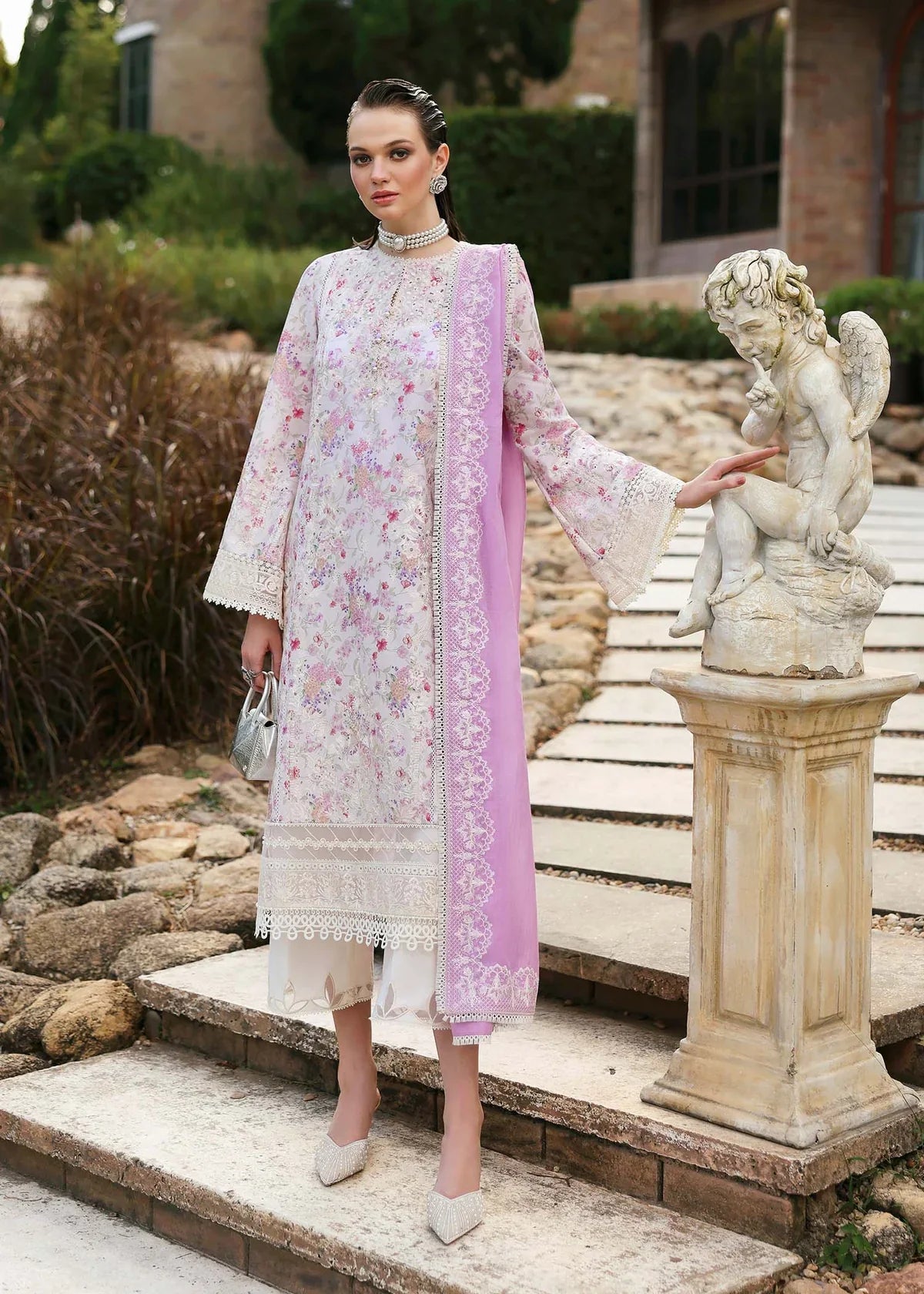 Raya