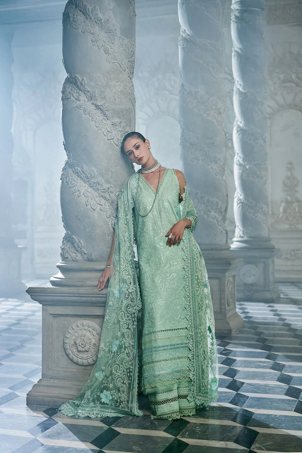 SOBIA NAZIR DESIGN 4B