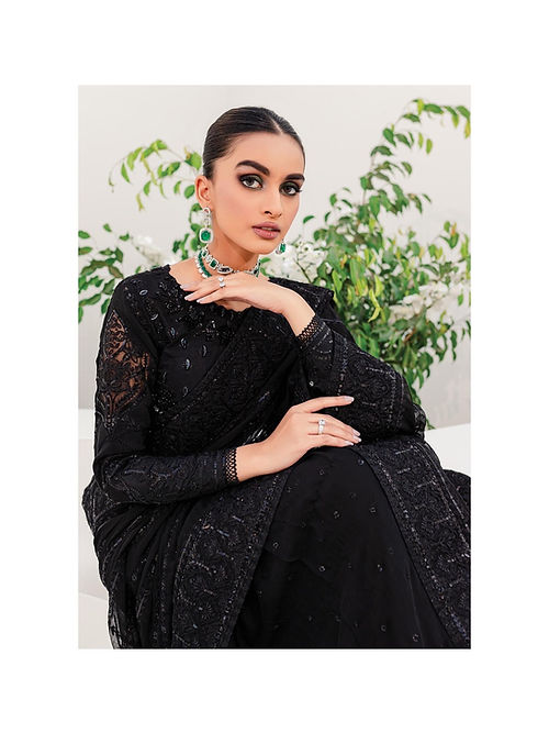 Naaz 05