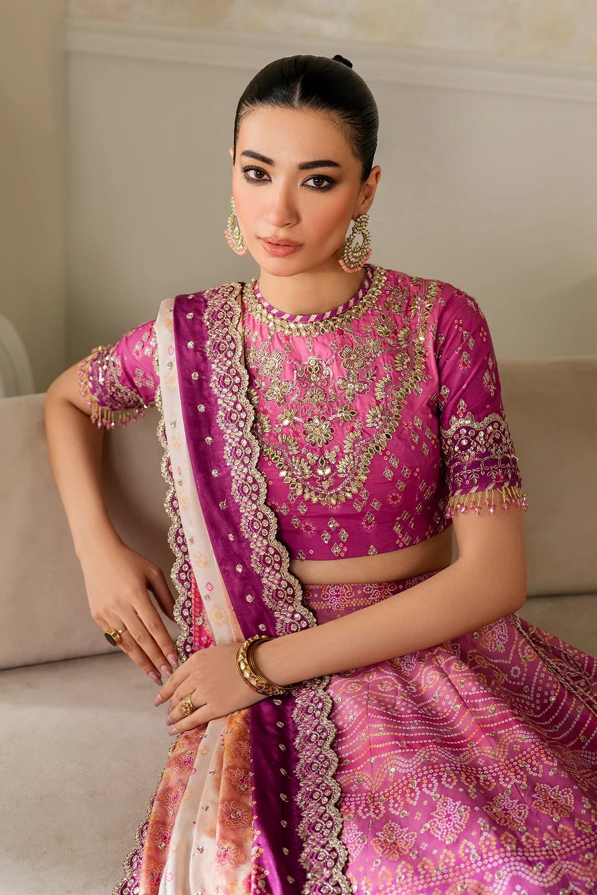 SILK UF-4163
