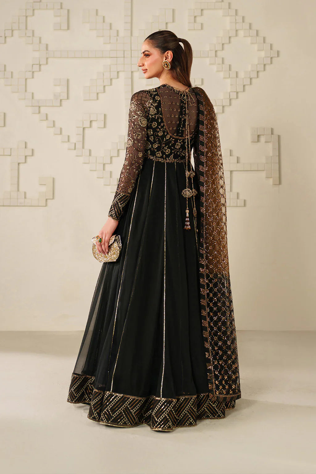 UE-621 EMBROIDERED CHIFFON