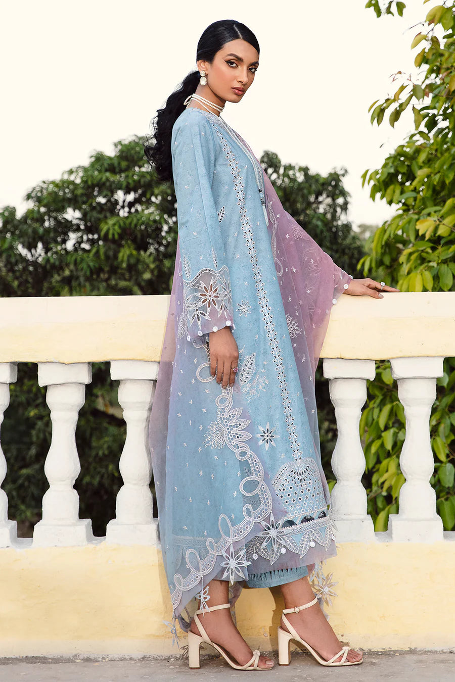 POWDER BLUE