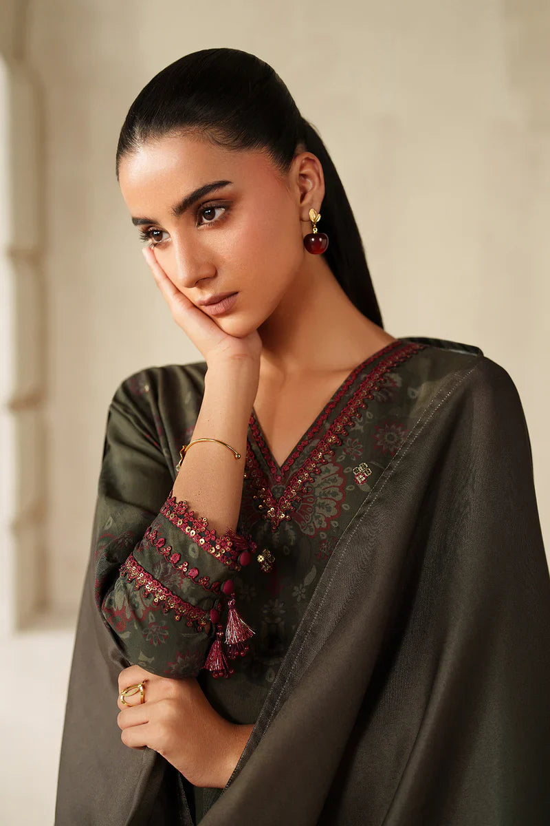 EMBROIDERED KHADDAR UF-4330