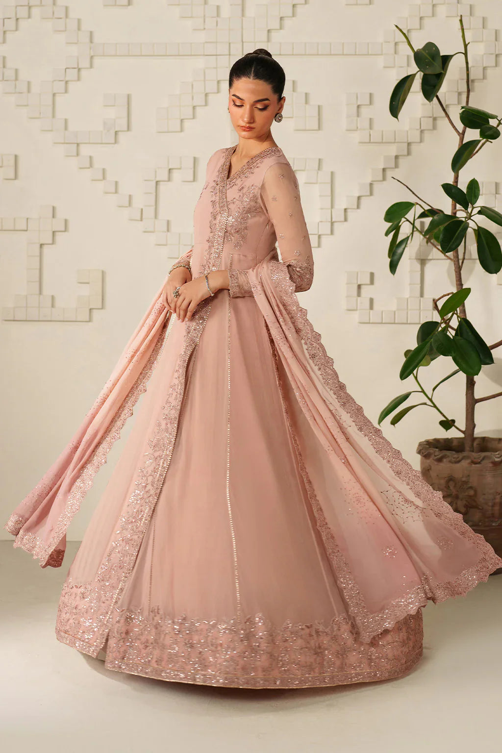 UE-623 EMBROIDERED CHIFFON