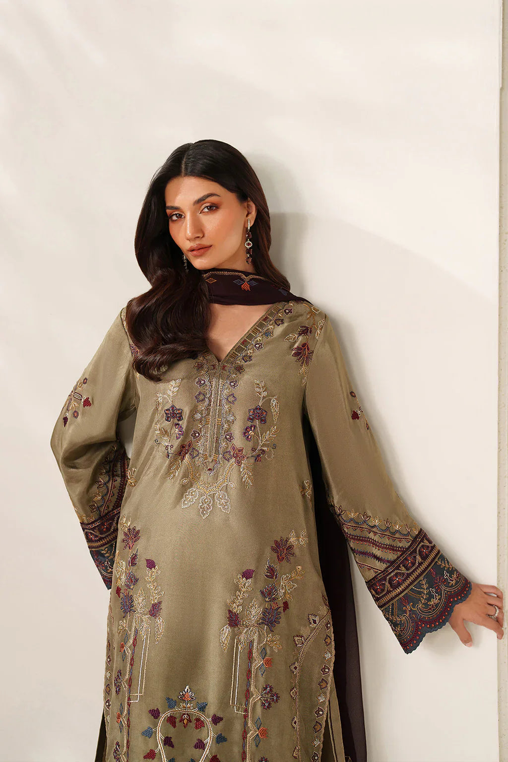 UE-614 EMBROIDERED RAMEN SILK