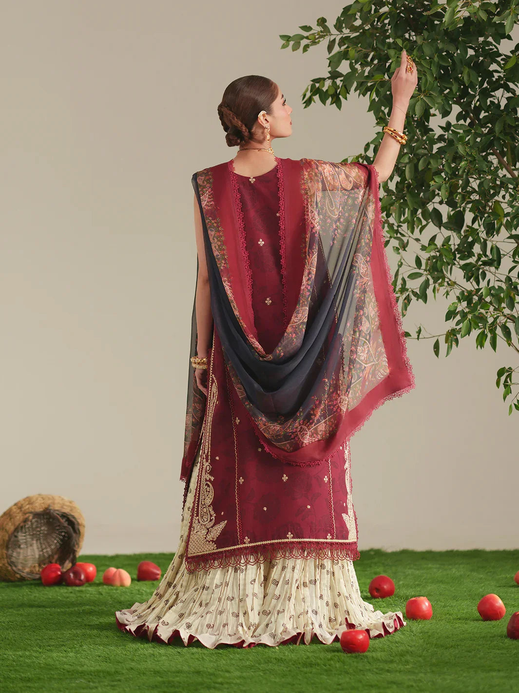 84B | 3 PC LAWN
