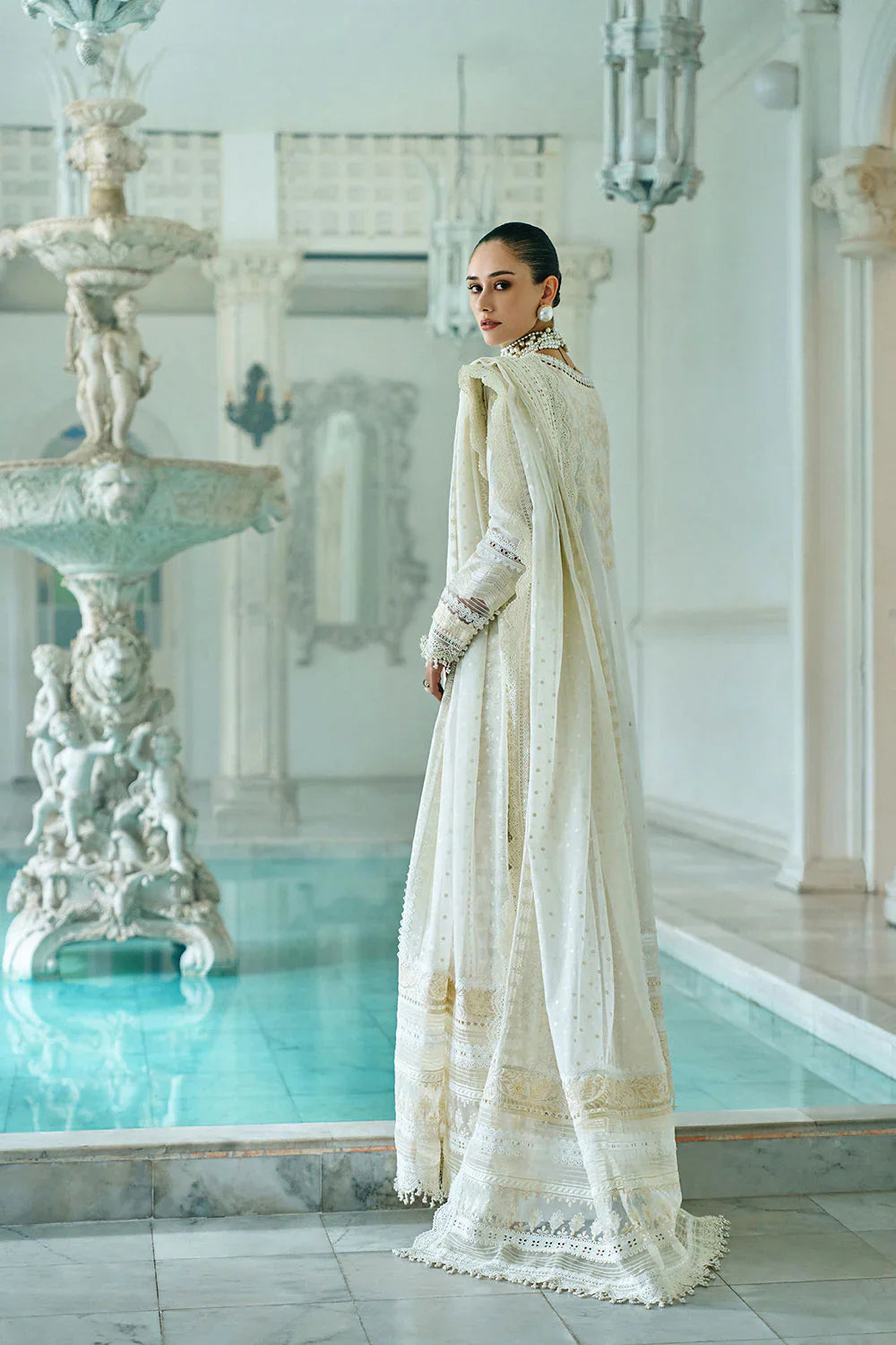 SOBIA NAZIR DESIGN 9A
