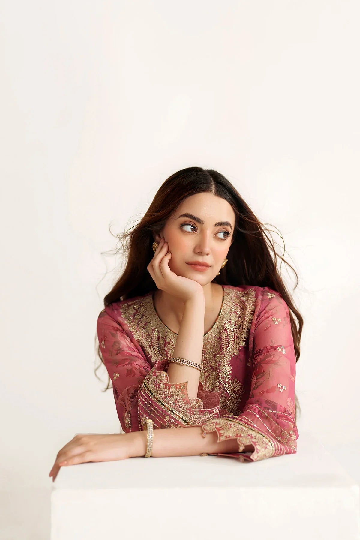EMBROIDERED CHIFFON UC-3105