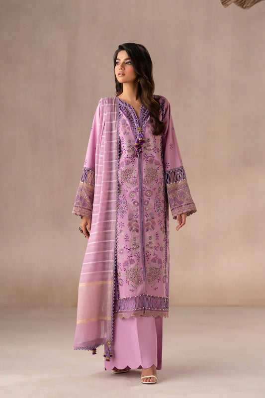 EMBROIDERED SUIT