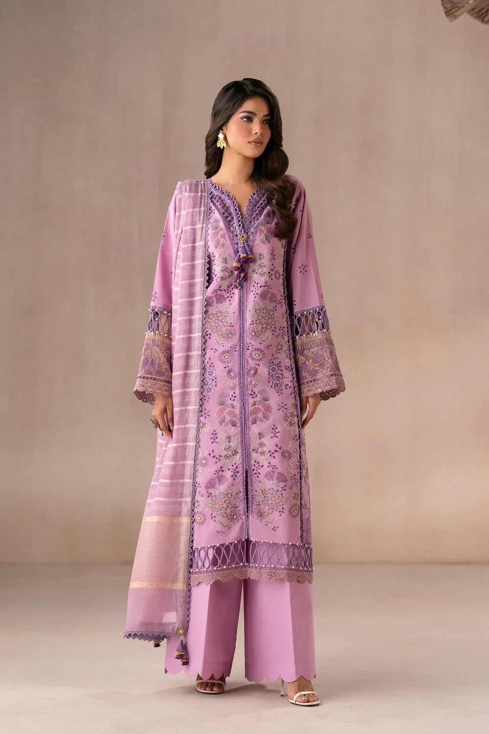 EMBROIDERED SUIT
