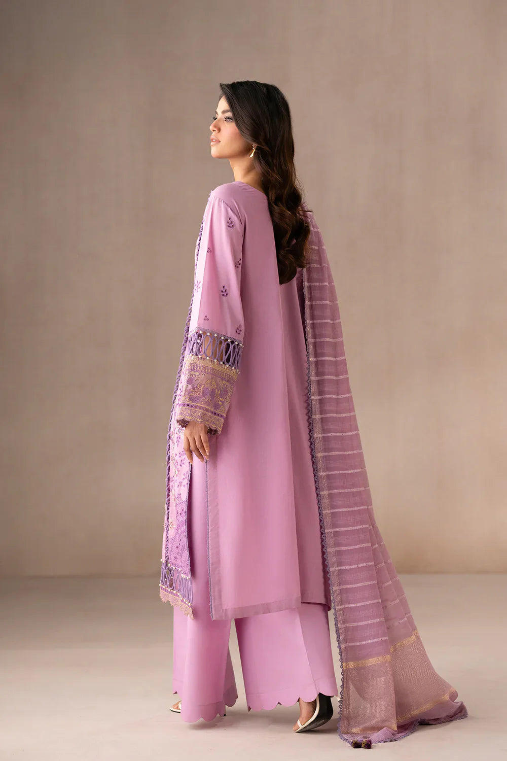 EMBROIDERED SUIT