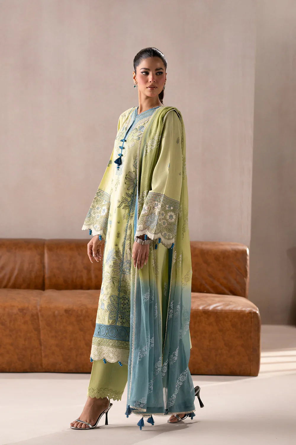 EMBROIDERED SUIT