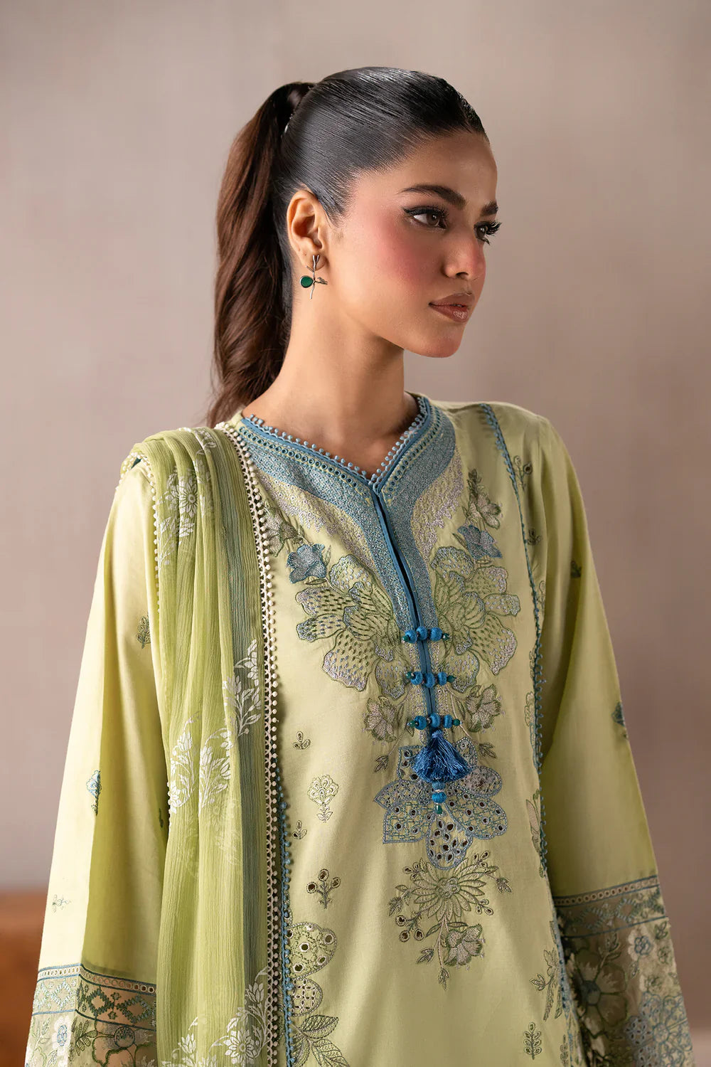 EMBROIDERED SUIT