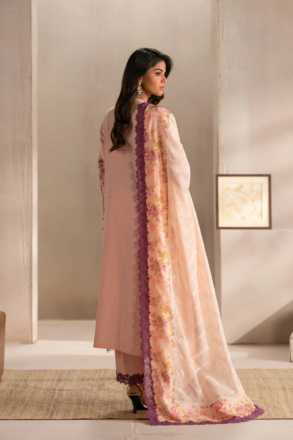 EMBROIDERED SUIT