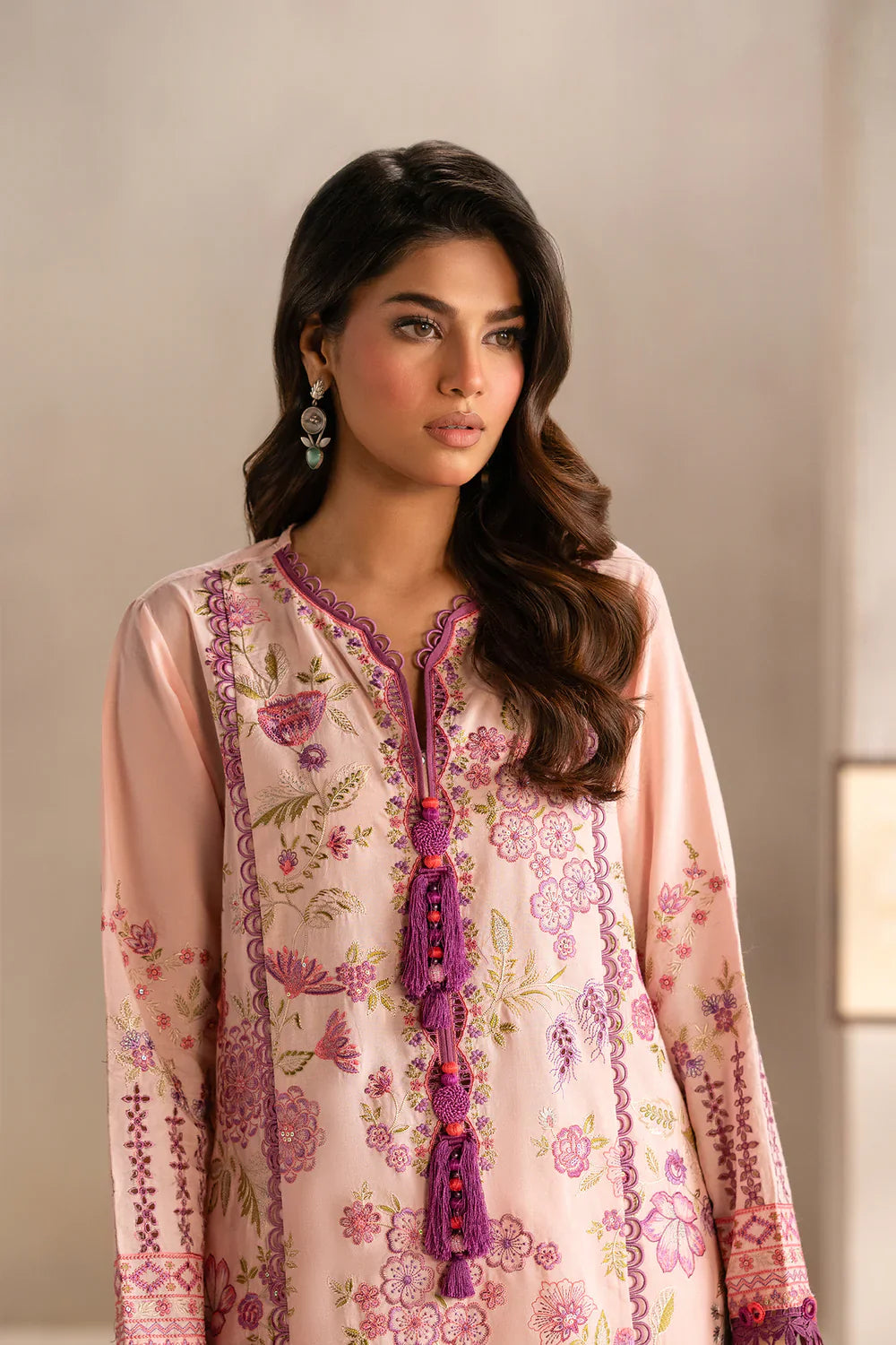 EMBROIDERED SUIT