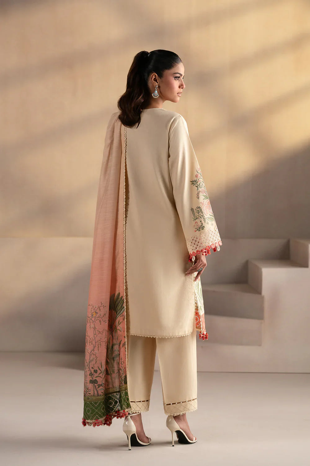 EMBROIDERED SUIT