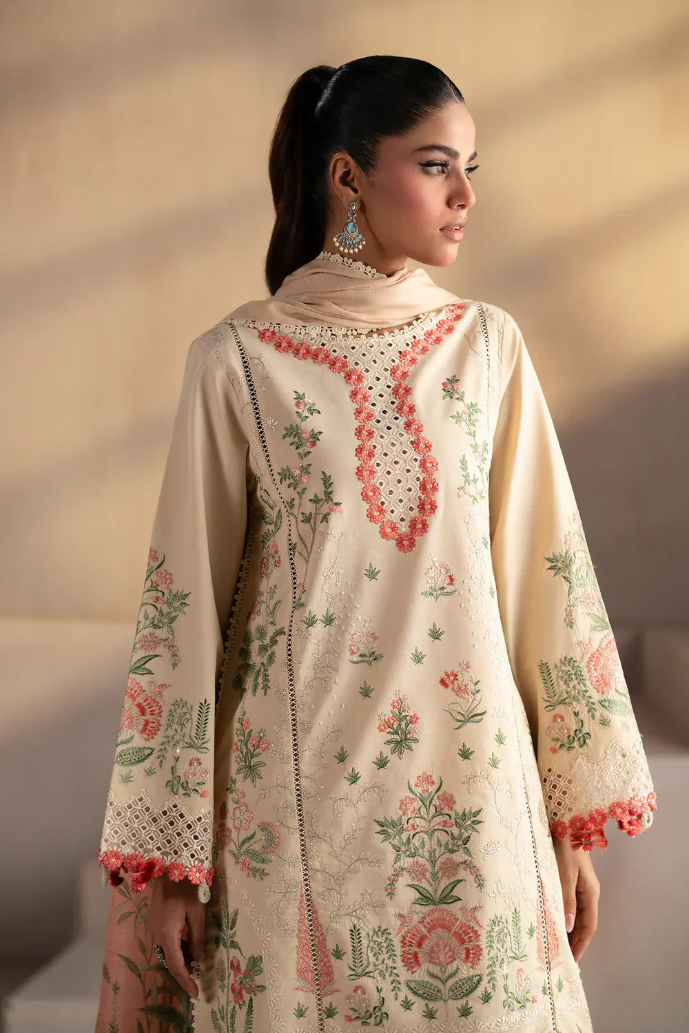 EMBROIDERED SUIT
