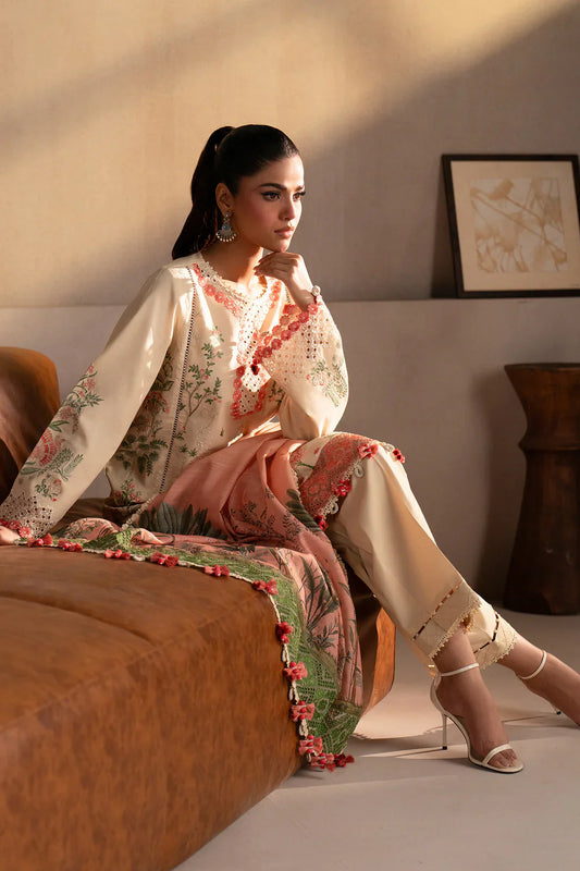 EMBROIDERED SUIT