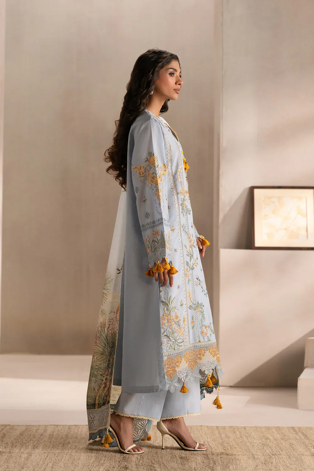 EMBROIDERED SUIT
