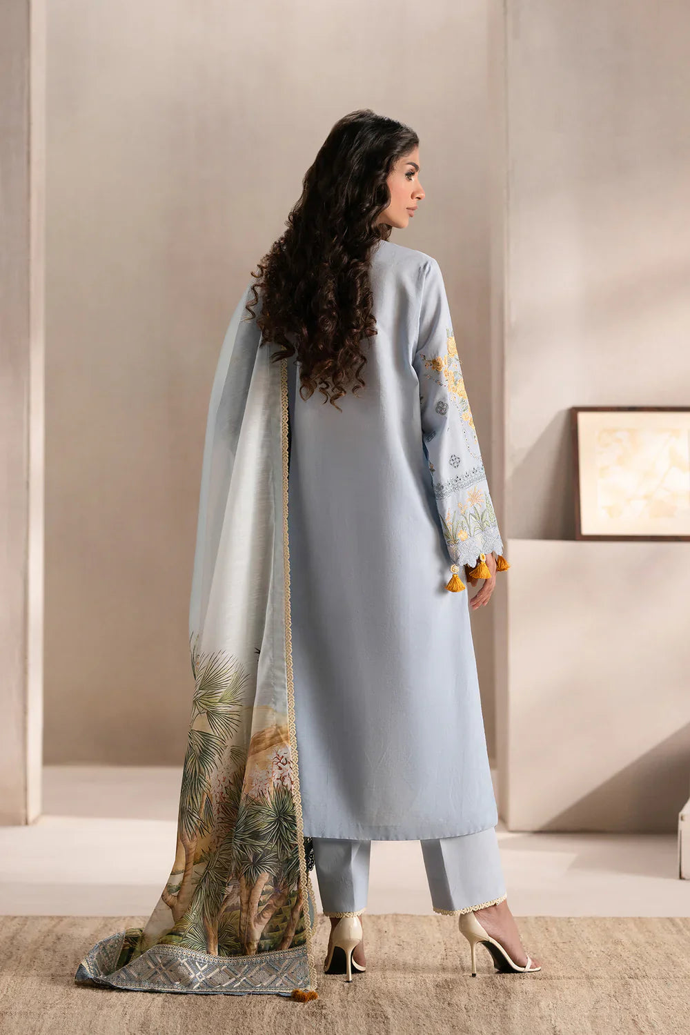 EMBROIDERED SUIT