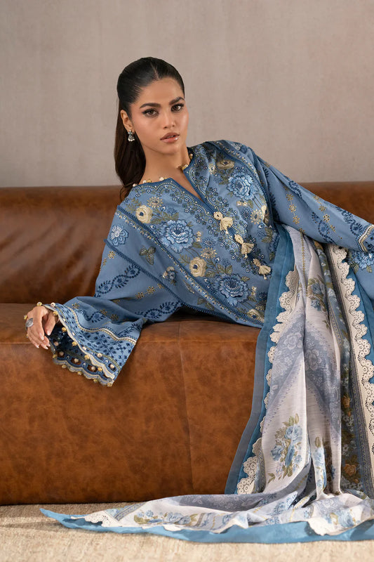 EMBROIDERED SUIT