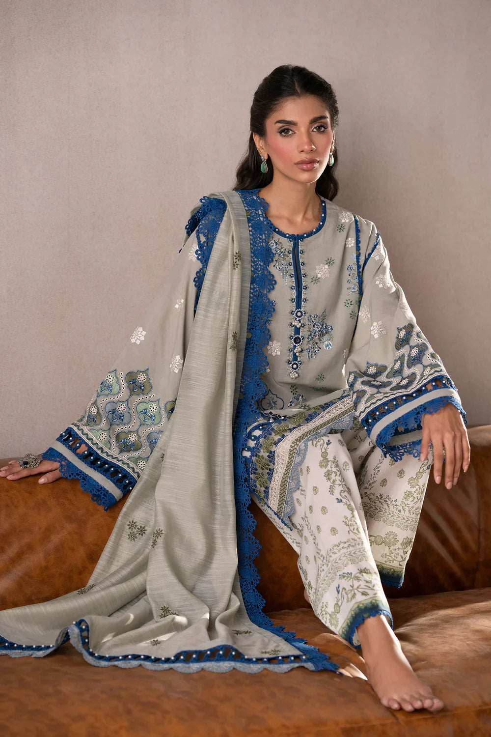 EMBROIDERED SUIT