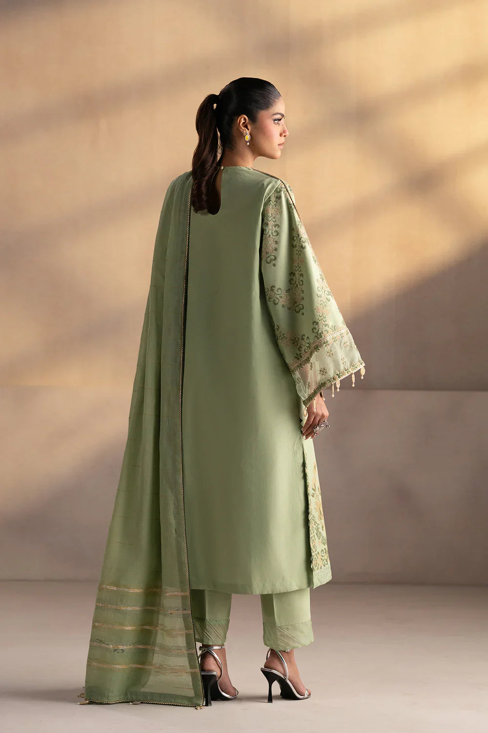 EMBROIDERED SUIT