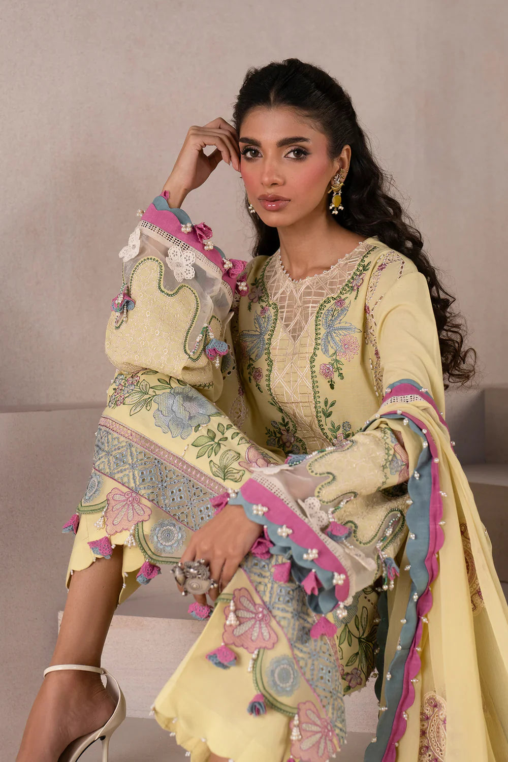 EMBROIDERED SUIT